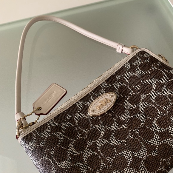 Coach Wristlet - Picture 2 of 4